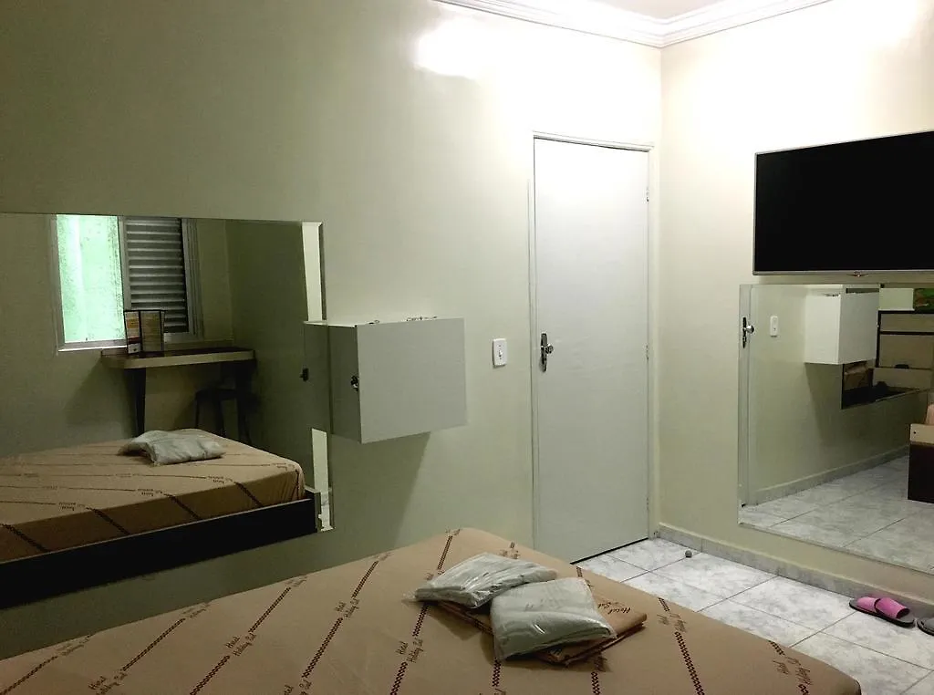 **  Hotel Holiday Sul São Paulo Brazílie